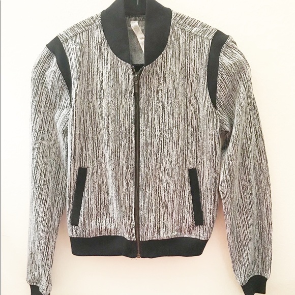 Manduka Yoga Bomber Jacket Sz S - Picture 4 of 8